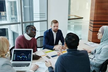 find the best options for a retreat meeting